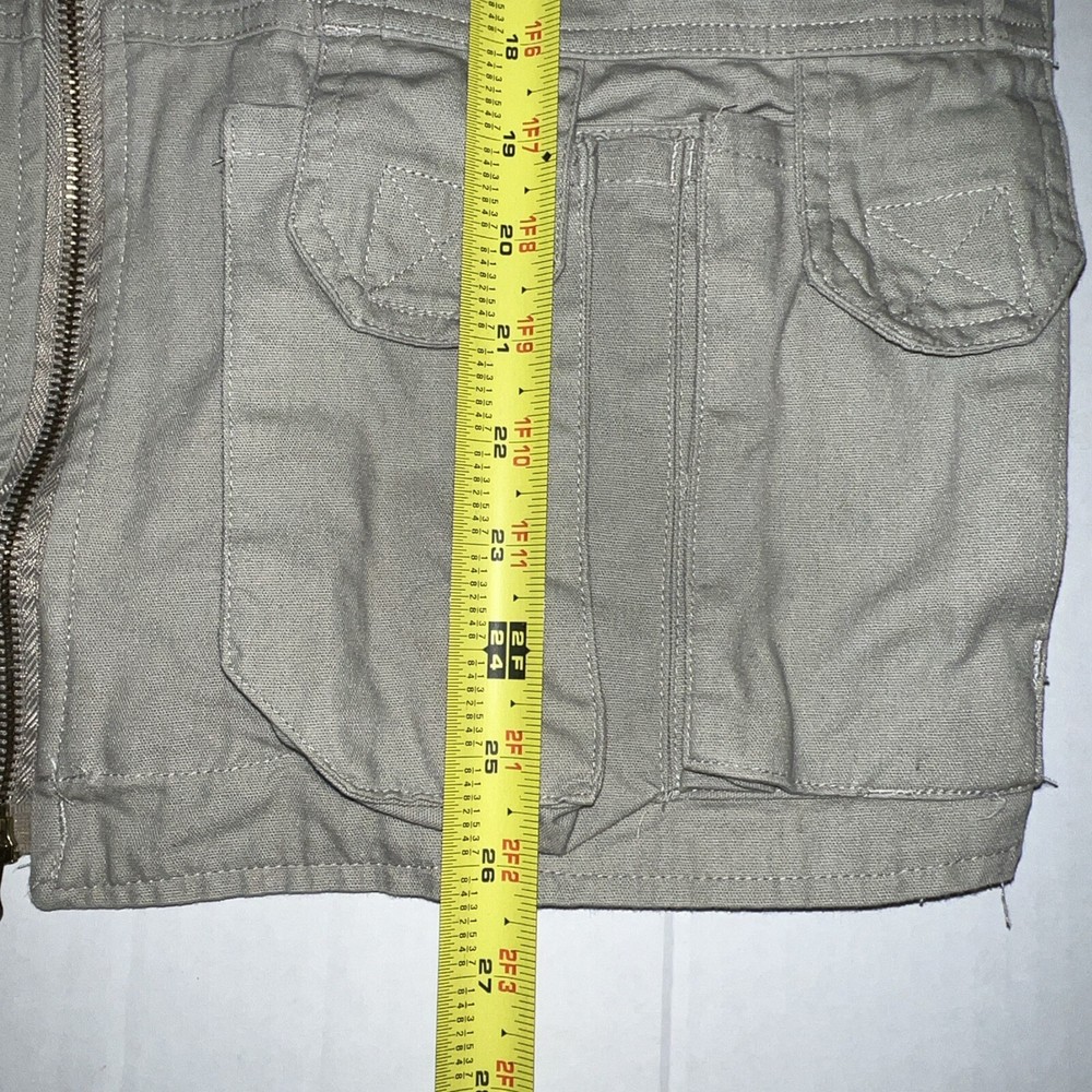 U.S. Spec Tactical Tan Multi Pocket All-Weather Vest Medium