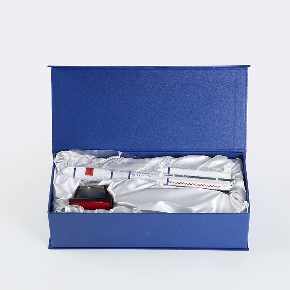 1:200 Ornaments CZ-7 Long March 7 Rocket Model Simulation Alloy Space Model