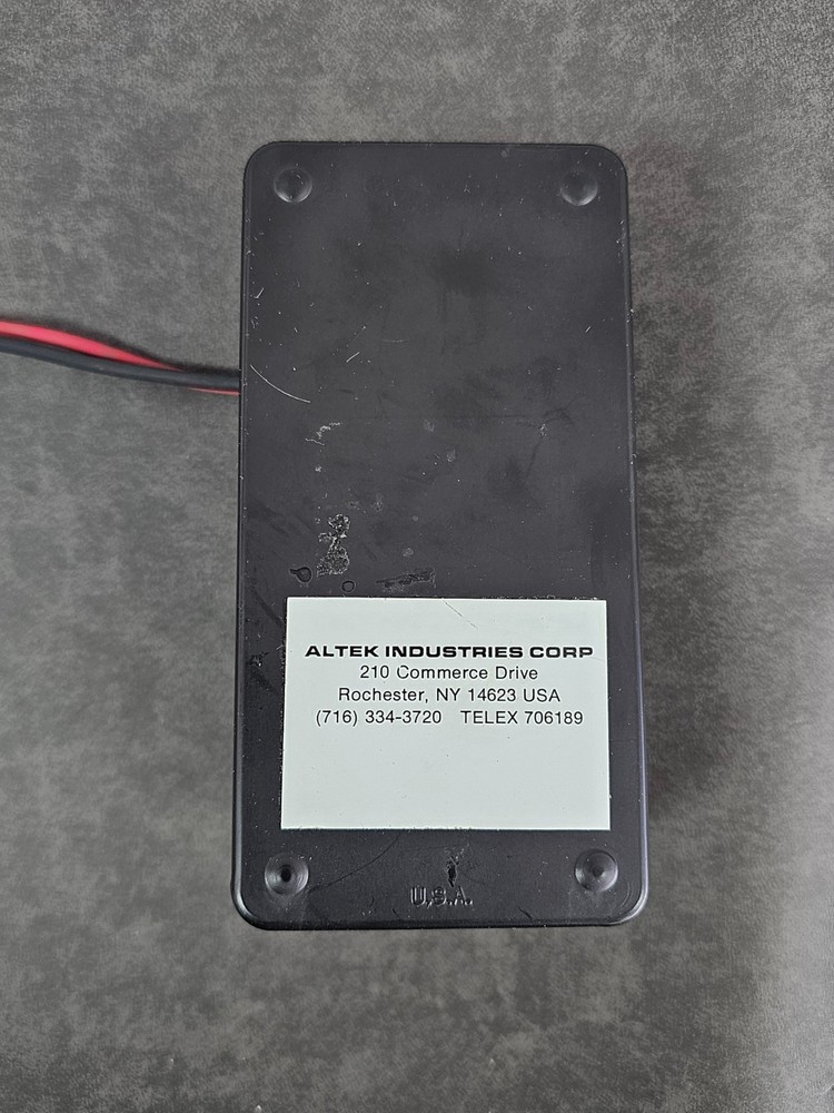 Altek Model 235 Process Voltage Anaylzer UNTESTED