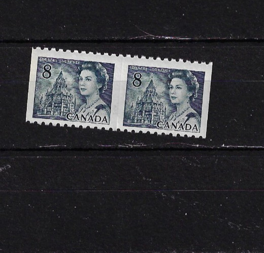 Canada #550A     IMPERFORATED PAIR    MNH VF.