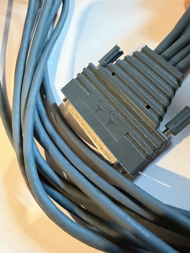 Cisco NM-16A 16 Port Asynchronous (Async) Network Module Octal cable Octal-Async