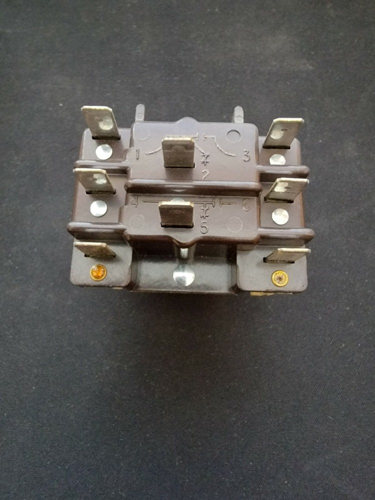 HN61KK913 Power Duty Relay - New