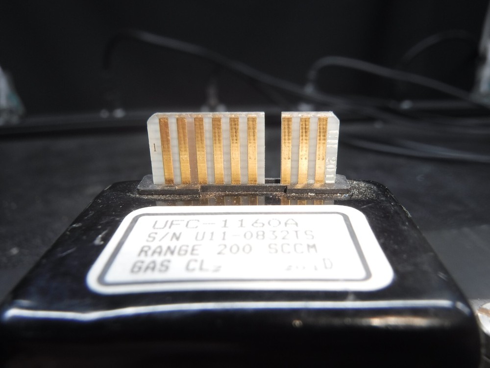 Unit UFC-1160A Gas: CL2 Mass Flow Controller