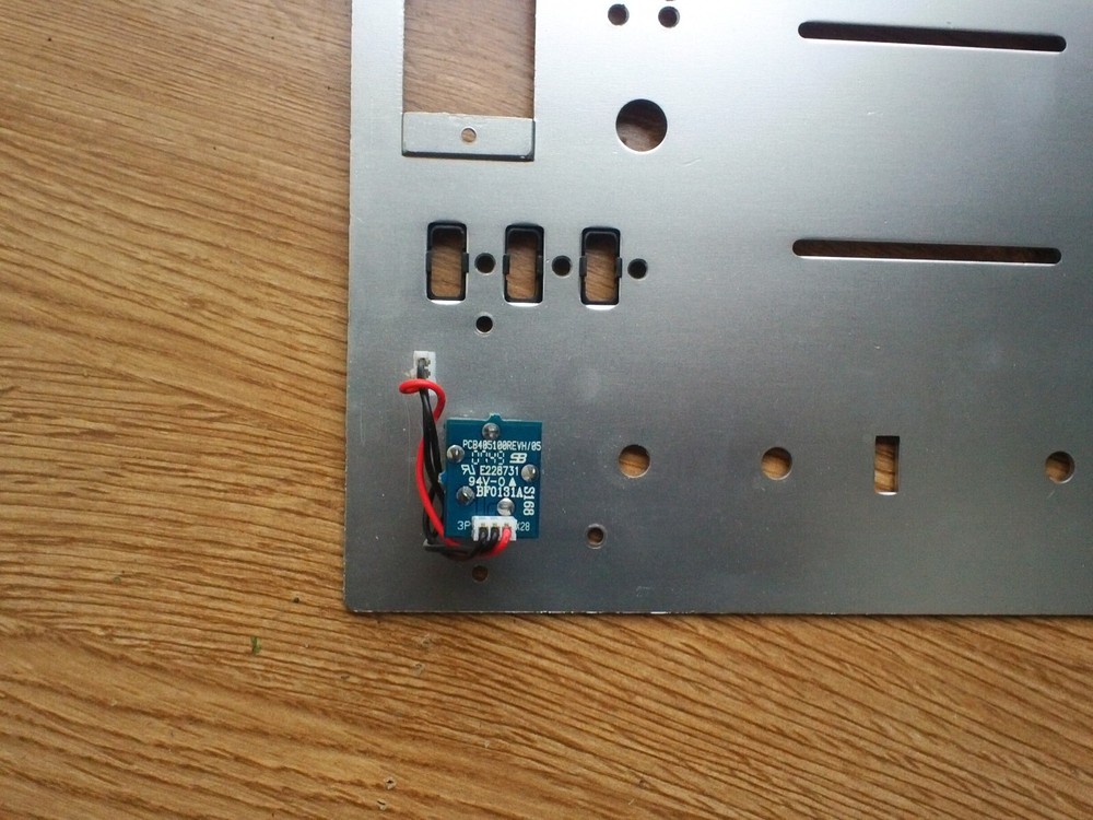 FACE PLATE FOR BEDJX 700 MIXER. PULLED PART ONLY. SLIGHTLY USED.