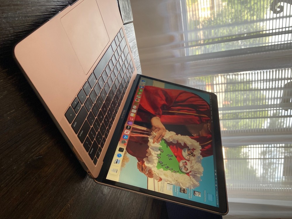 macbook air rose gold 2019