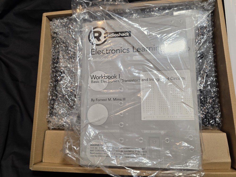 Open Box RadioShack 2800055 Electronics Learning Lab Kit Open Box STEM DIY