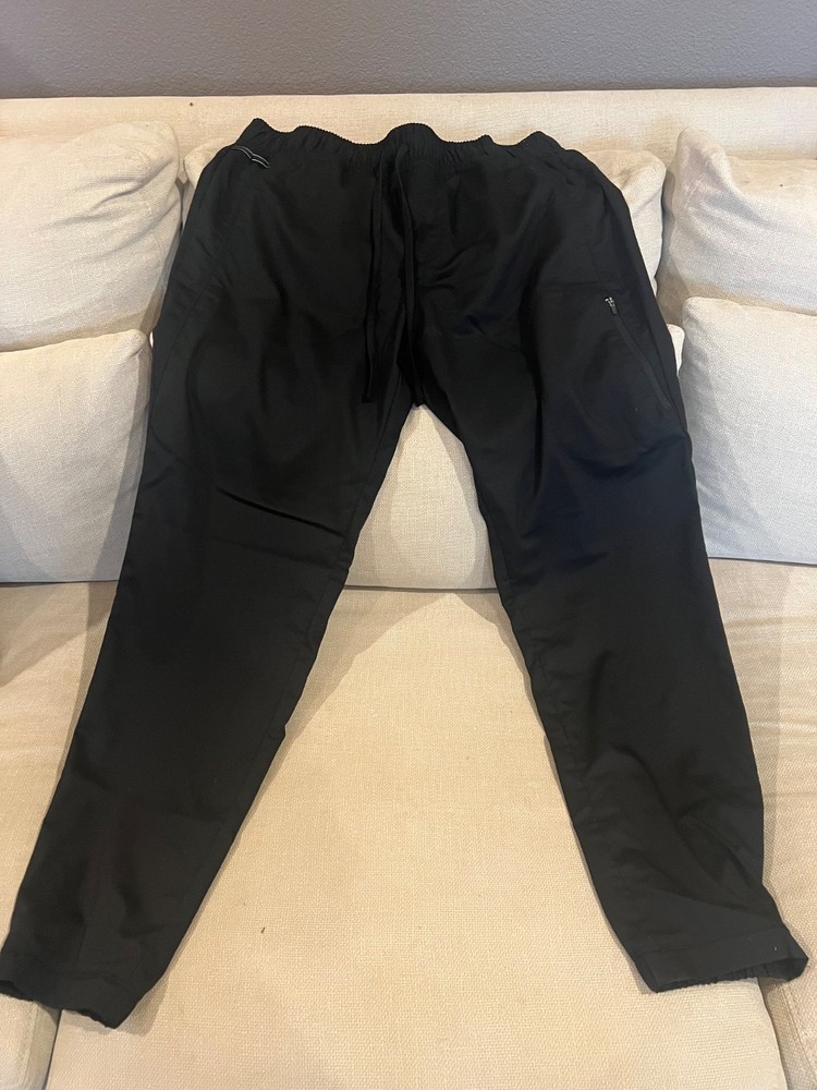 Revolution Scrub Bottoms