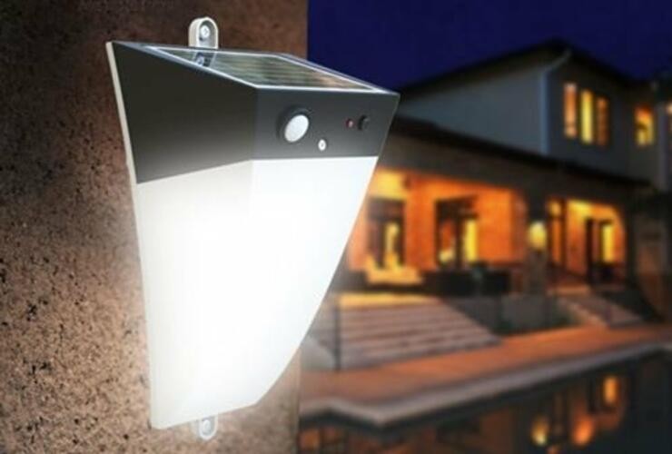 Frostfire Solar Garden Light No Sound
