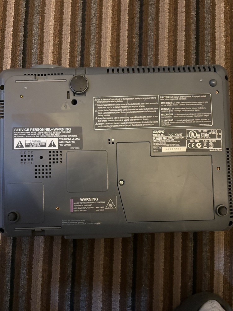 Sanyo Pro Xtrax Multiverse Projector PLC-XW57