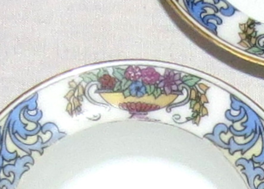 Royal Bayreuth Geneva pattern Three 3.7/8 inch Ramekins