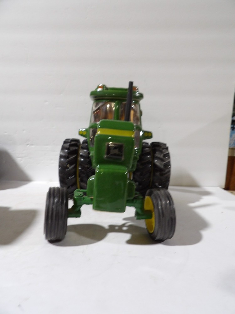 Pacesetter John Deere Tractor Decanter