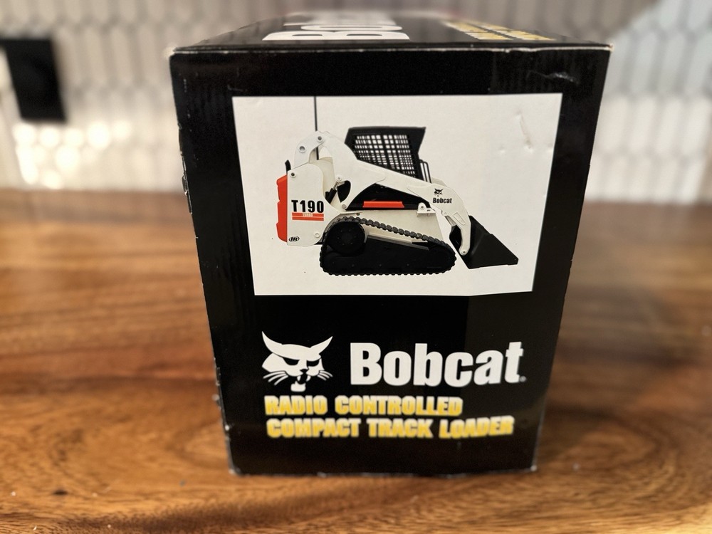 Bobcat T190 Radio Controlled Compact Track Loader