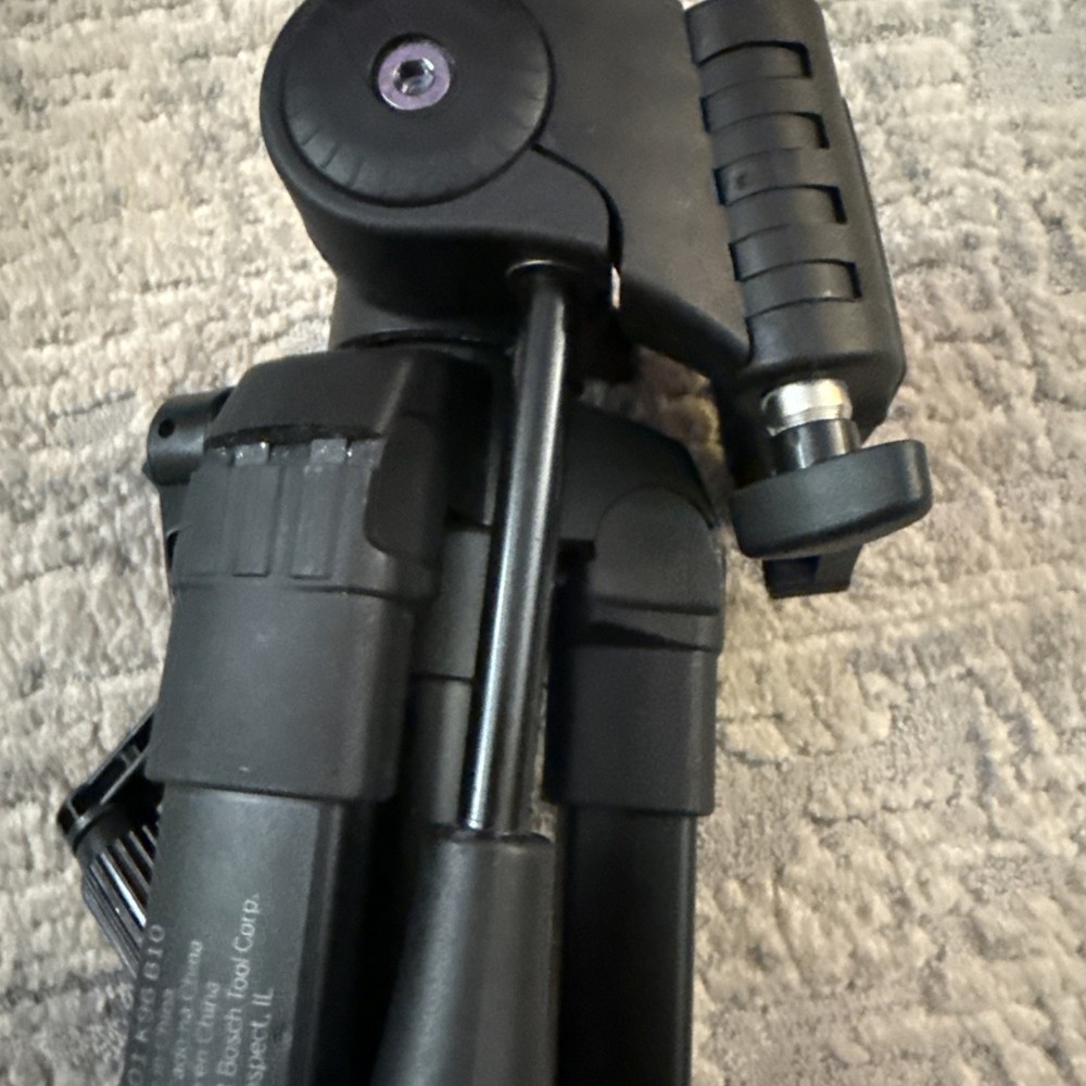 Bosch BT150 Compact Tripod with Extendable Height