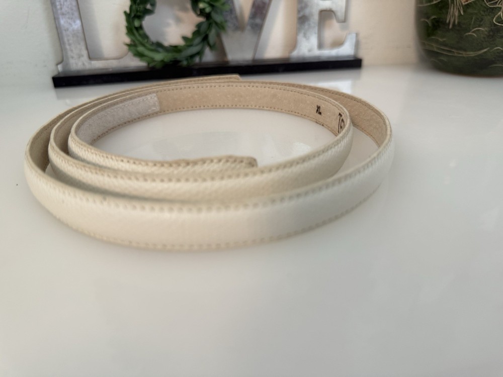 Terry Stack Size XL Minimalist Belt Off White Italian Leather Hook Loop Closure