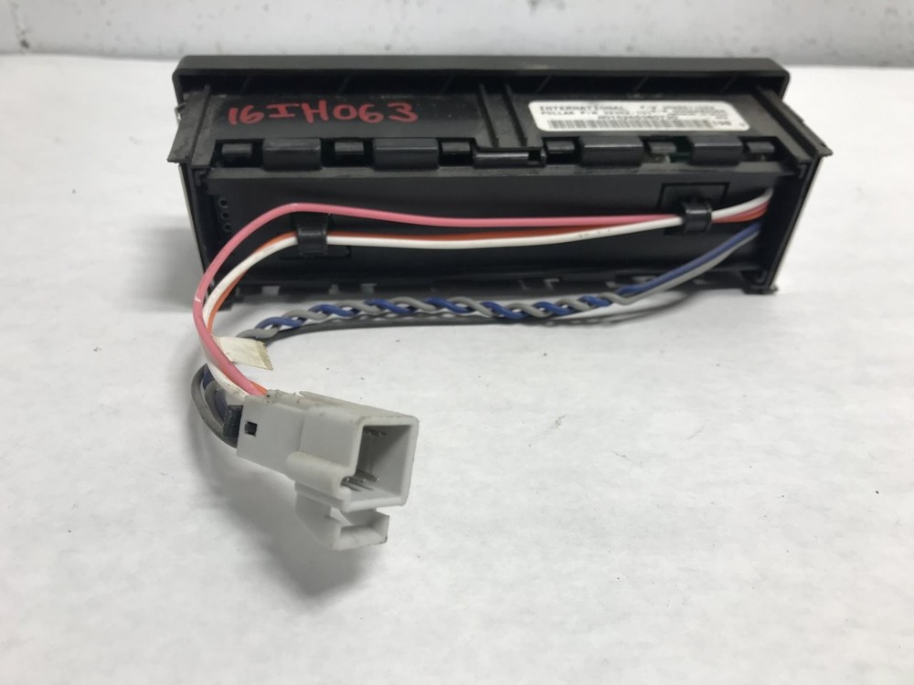 International LONESTAR SWITCH Dash Panel - Used | P/N 3596511C92