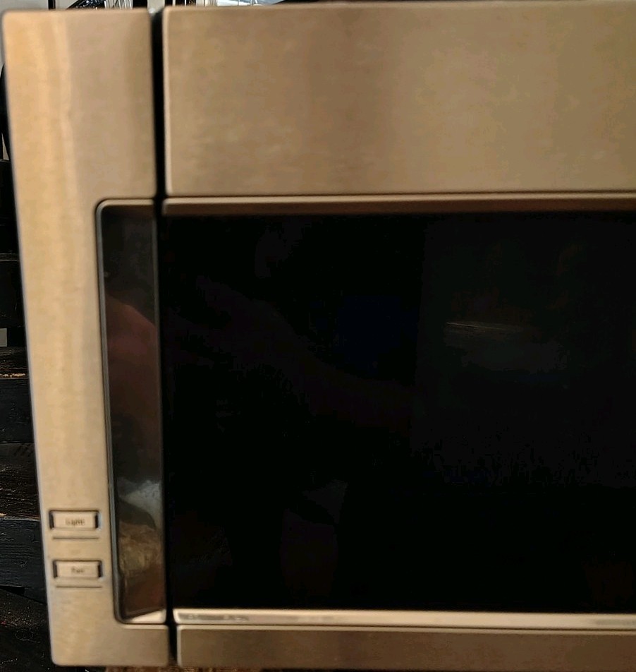 Kitchen Aide Over-Range Low Profile Microwave Range Hood 1.1 Cu. Ft WML55011HS