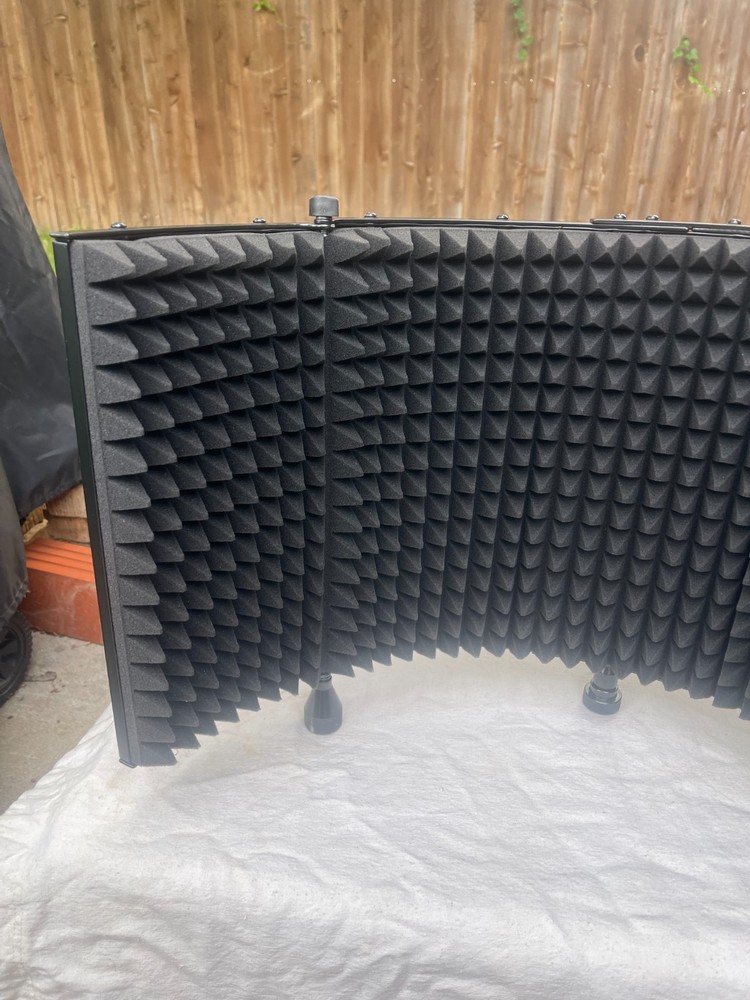 Monoprice Stage Right Microphone Isolation Shield 23.5” Acoustic Foam