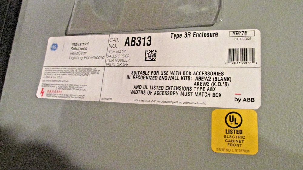 ReliaGear LIGHTING PANELBOARD - AB313 - Enclosure Only - NEW (Open box)