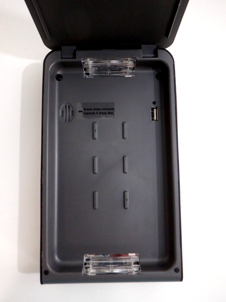 Smartphone Multi Function Sterilizer with Aromatherapy Diffuser Blue