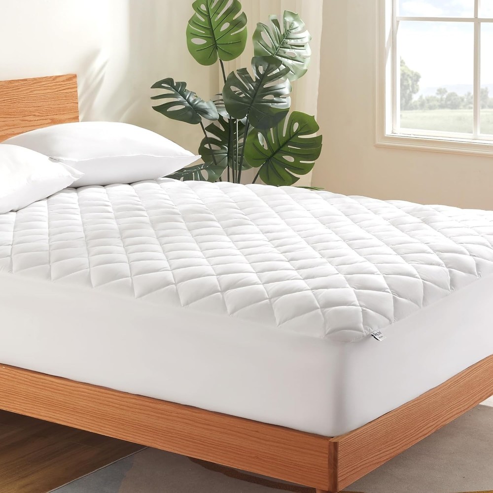 Luxury Queen Quilted Mattress Pad - Stretch Deep Pocket & Soft Microfiber
