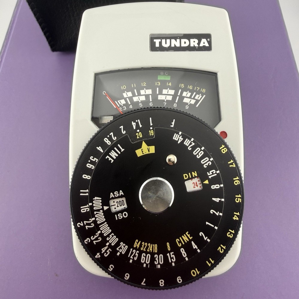 Tundra CdS Exposure Meter Model D-3 W/Case