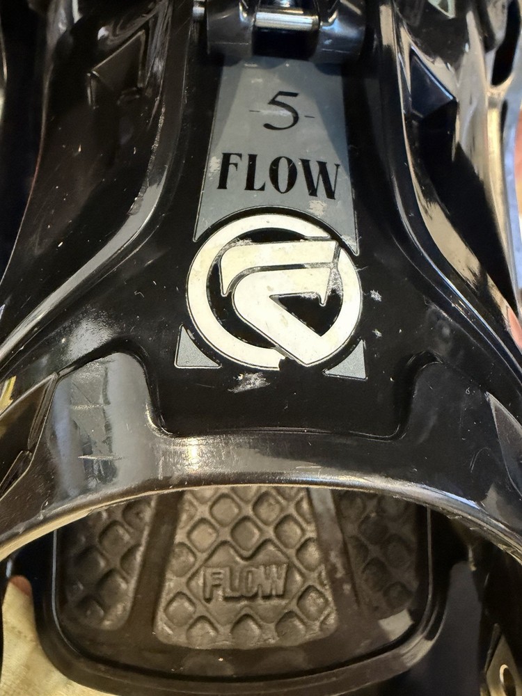 Flux x Deus Ex Machina snowboard bindings in Size L