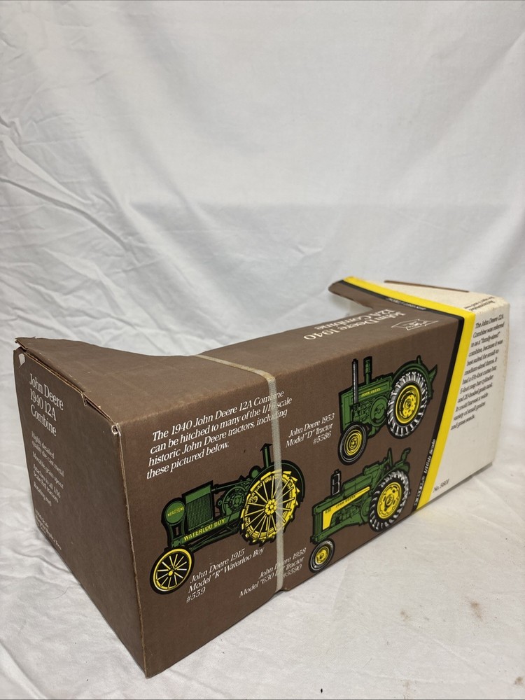 Vintage Ertl 1940 12A Combine
