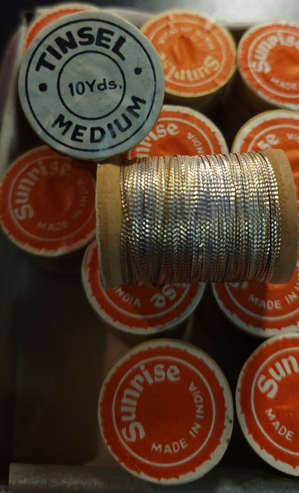 Silver Medium embossed Tinsel