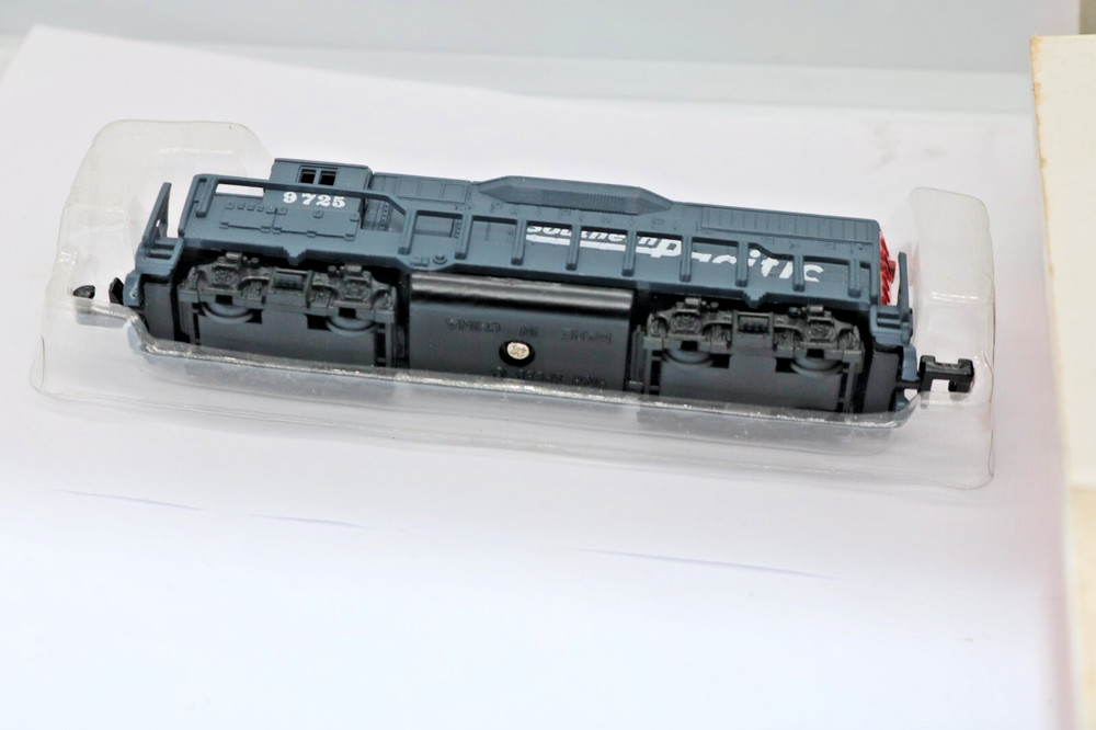 Southern Pacific #418 high speed model train W/box