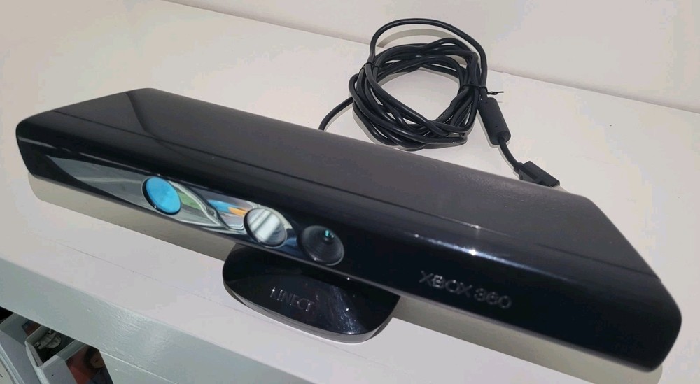Official Microsoft Xbox 360 Kinect Motion Sensor Bar Model 1414 Works Great