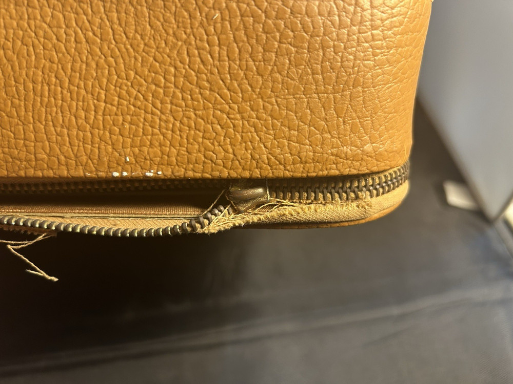 Hermes Rocket typewriter Portable Green