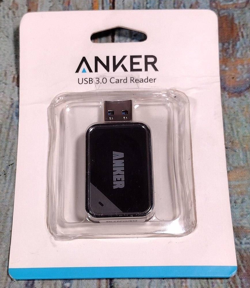Anker USB 3.0 Card Reader - NEW