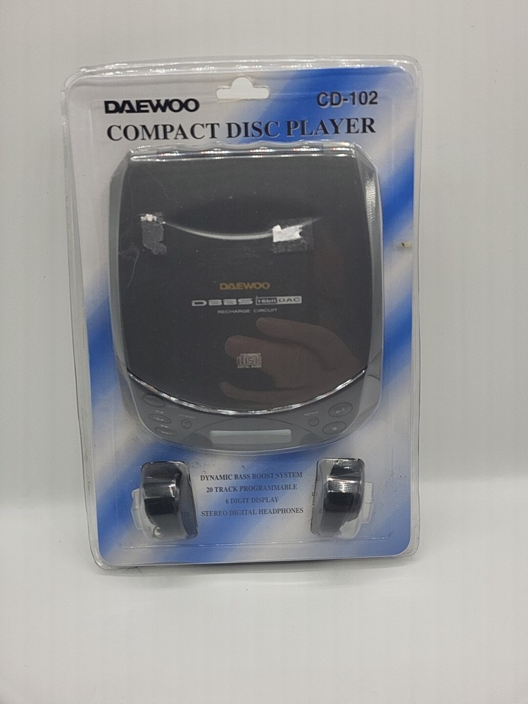 Daewoo Compact Disc Player CD Cd-102 Bass Boost  NEW!