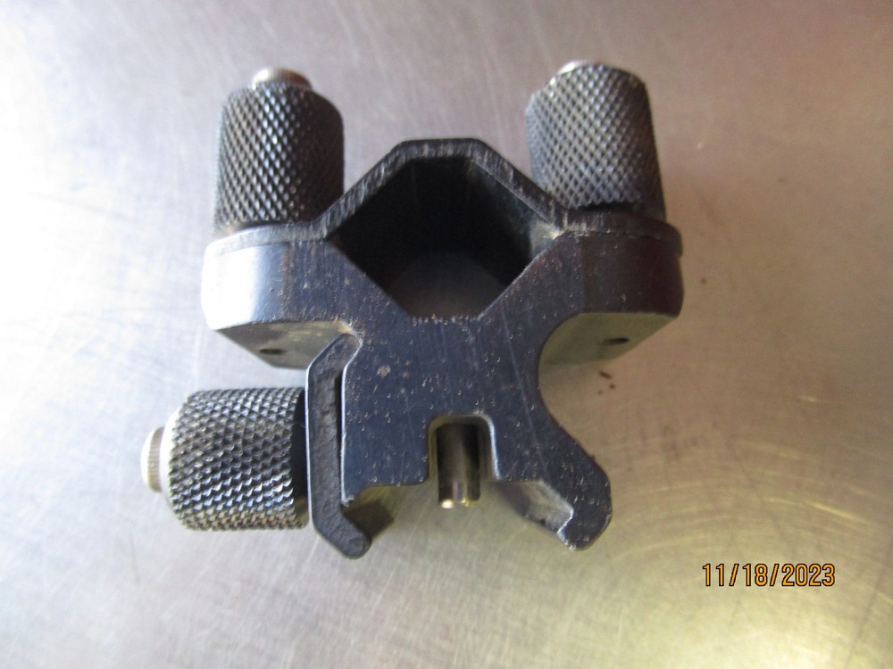 TRGear Rifle Mount Flashlight Holder