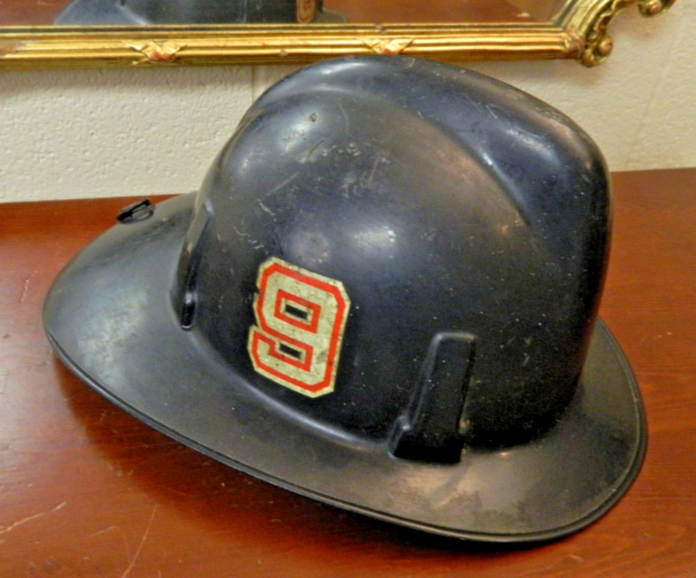 VINTAGE 1940s MSA SKULLGARD FIREMAN’S HELMET #9 - Nice!