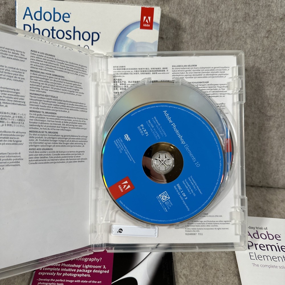 Adobe Photoshop Elements 10 PC / Mac OS (No Code)