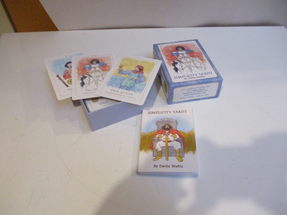 Simplicity Tarot Card Deck by Emilie Muniz Complete and VG+