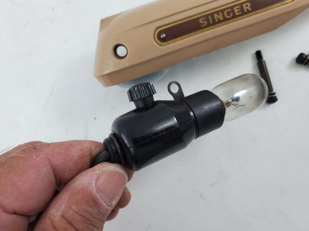 Singer 404 Sewing Machine Light Cover, Light Unit, Socket, Bulb Screws