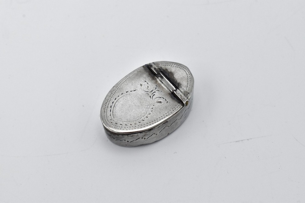 Georgian Sterling Silver Samuel Pemberton Pill Pot Patch Box 1819