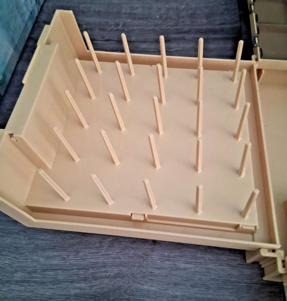 Vintage Sewing Box Caddy Folding 50 Spool Thread Bobbin Organizer