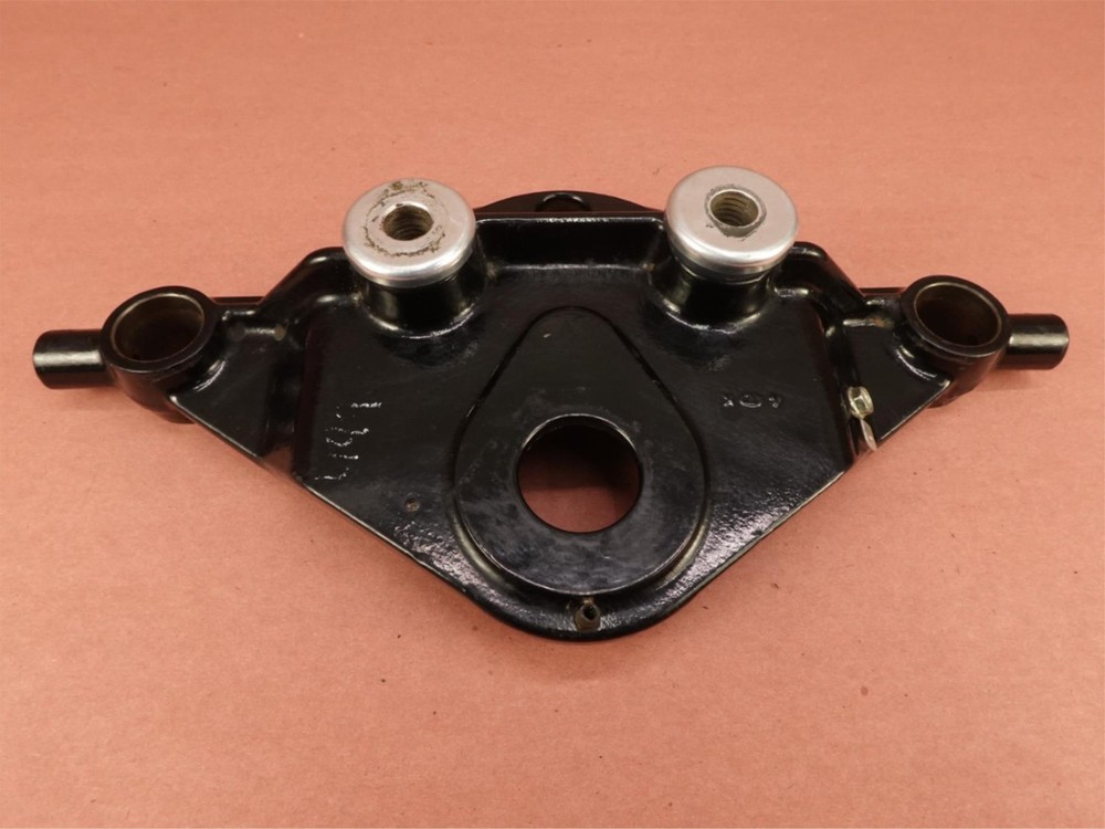 01-06 Harley Davidson Electra Glide FLHTCUI UPPER TRIPLE TREE FORK CLAMP