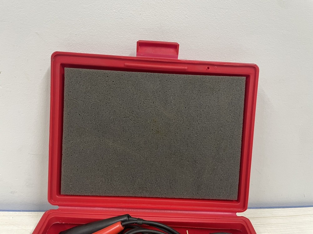 Mac Tool ET3707 Digital Engine Analyzer 10 Megohms Missing Test Lead- See Pics