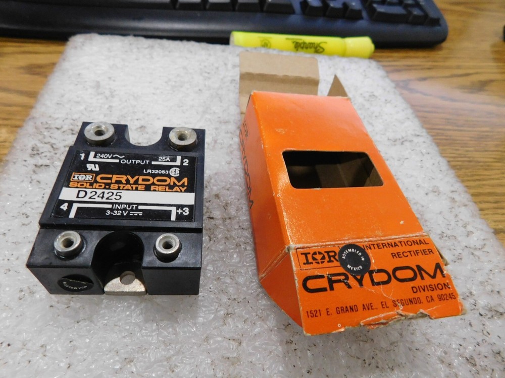 Crydom Model: D2425  Solid State Relay.   No Hardware.  New Old Stock