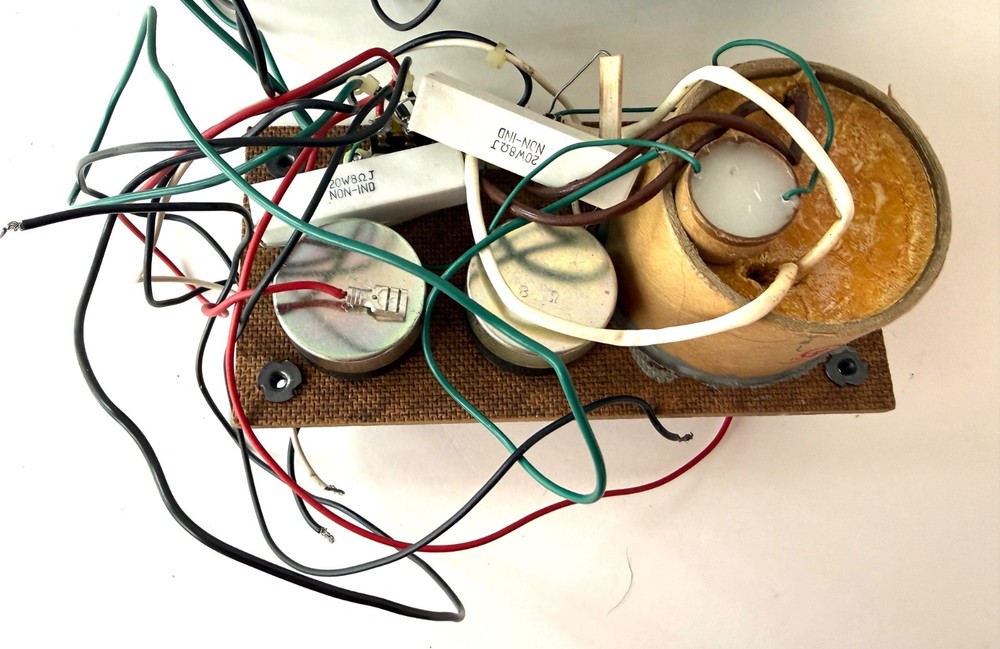 JBL CROSSOVERS - PAIR