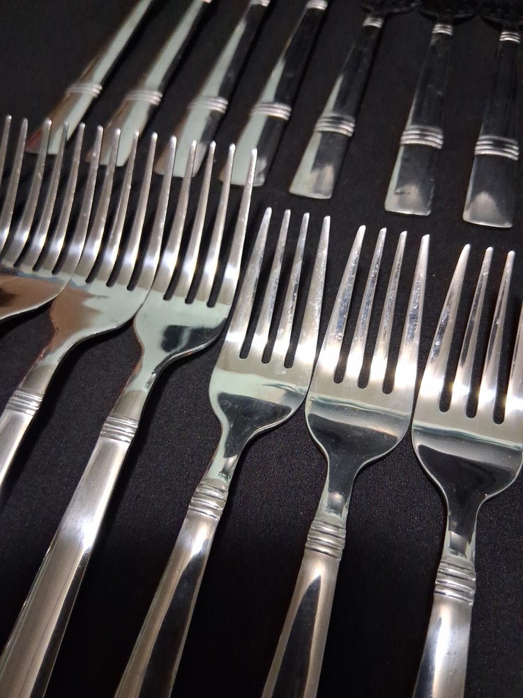 58 Pc Set Cambridge Braylen Mirror Stainless Bands Flatware Silverware