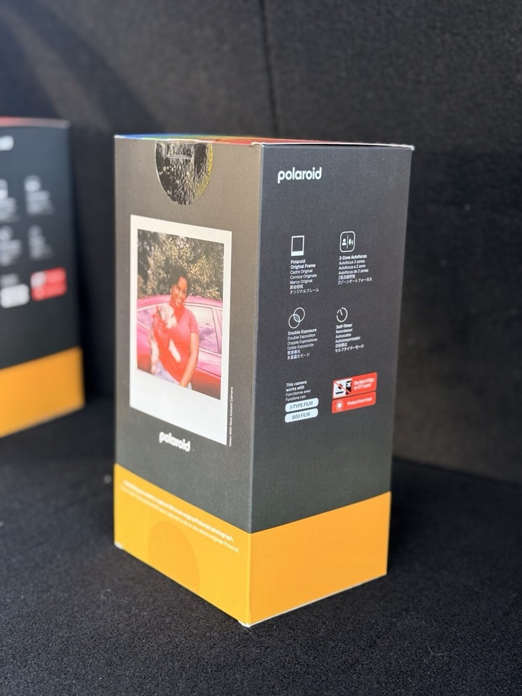 NEW Polaroid Now Generation 3 Instant Camera BUNDLE (Black)