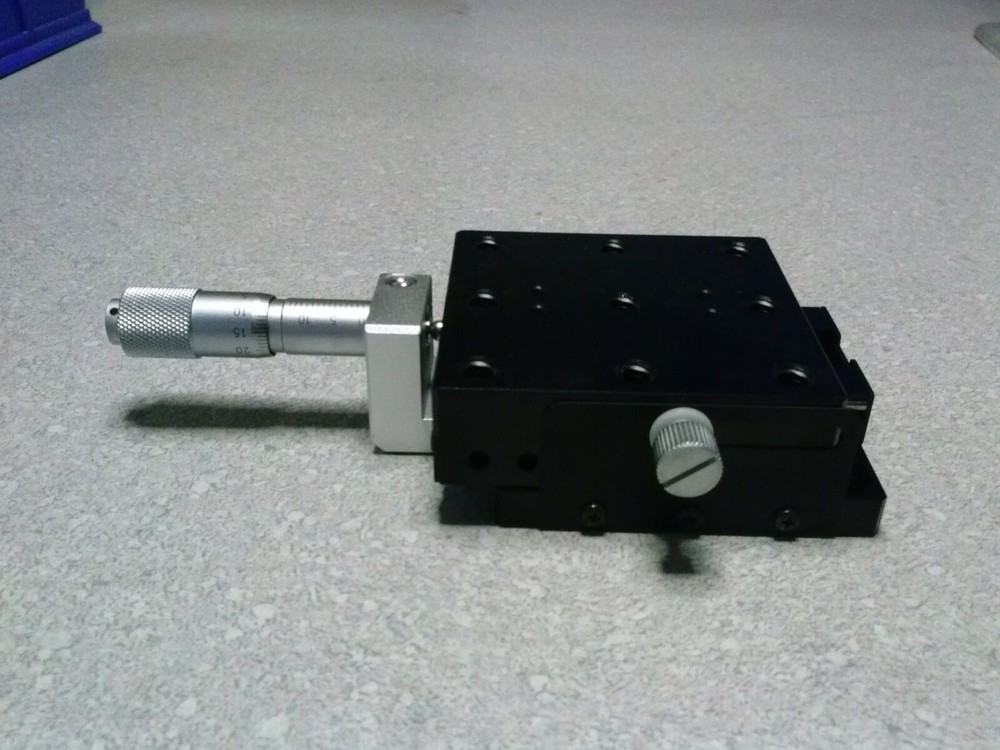 OPTOSIGMA High Precision Crossed Roller Liner Translation Stage with Micrometer