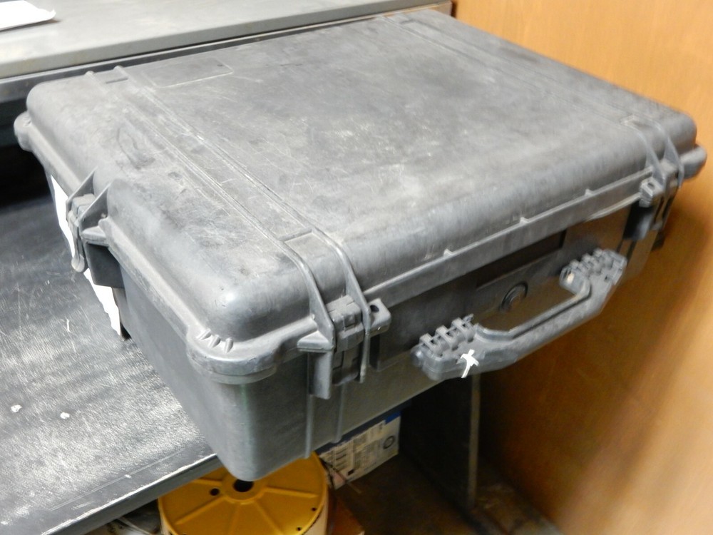 OPTICAL PADDED INSTRUMENT CASE