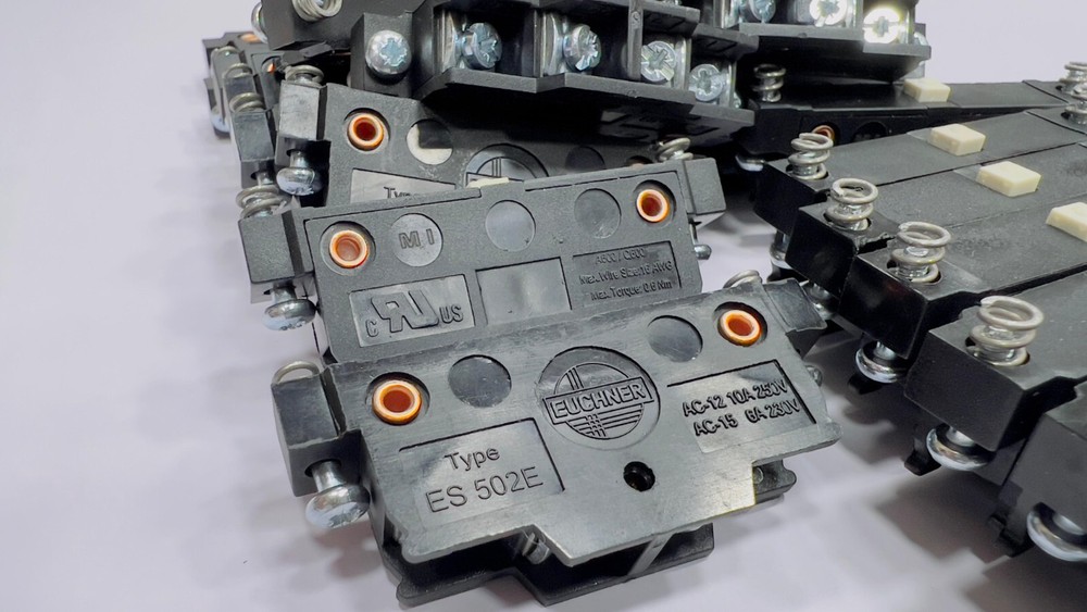 ES502E EUCHNER ES 502E SWITCH 10A 250V LIMIT SWITCH TEKNIC EUCHNER NEW & ORIGINA