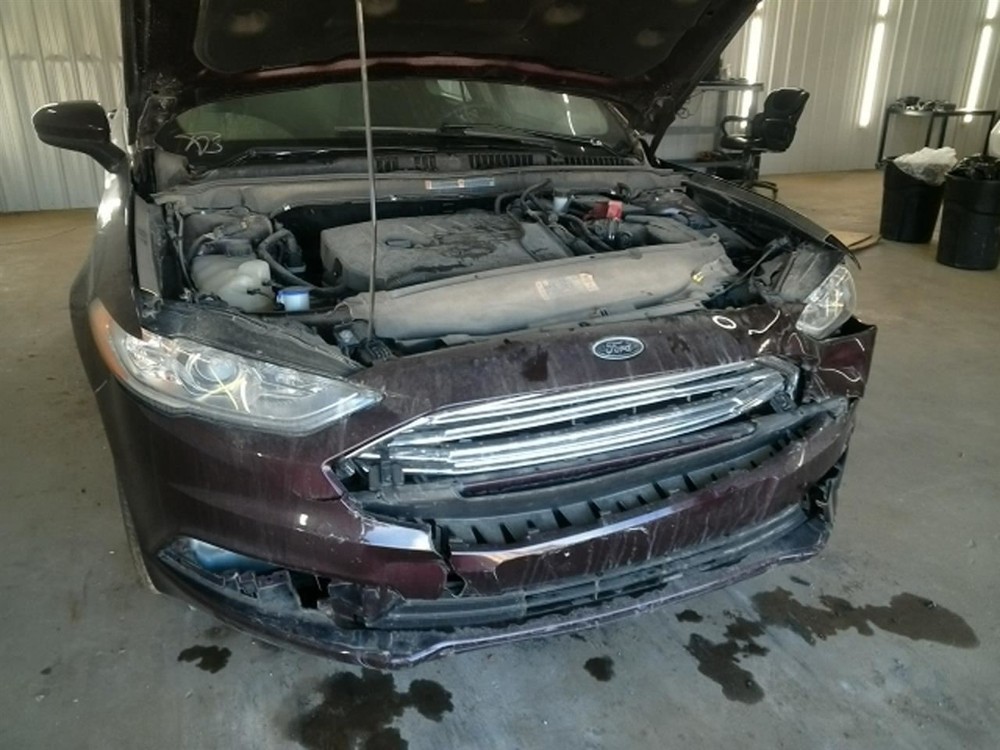 FUSION 2018 High Mounted Stop Light 104728808